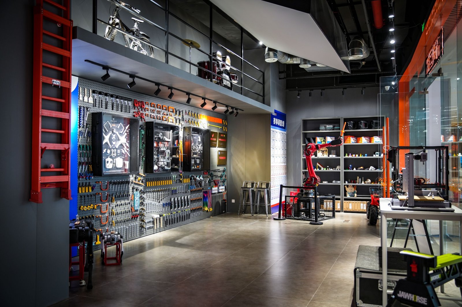 Laboratório maker e robótica na China